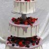 Hochzeitstorten-drip-cake-Love